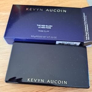 Kevyn Aucoin Neo-Blush in Rose Cliff